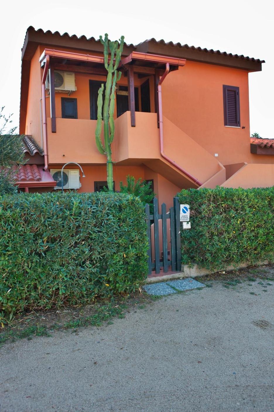 Villette Marina Costa Rei Exteriör bild