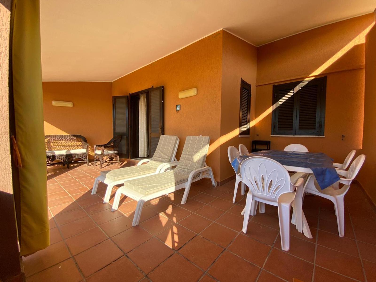 Villette Marina Costa Rei Exteriör bild